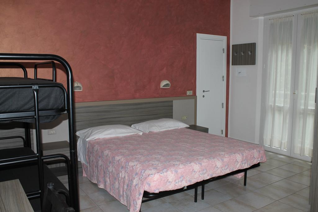 Hotel Costanza Cesenatico Rum bild
